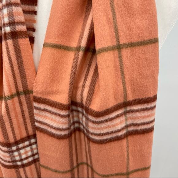 V. Fraas Cashmink Scarf Peach Plaid Rectangle Fringe Preppy Boho Casual Cozy - Picture 3 of 5